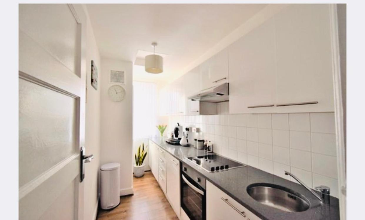 Super Location 1Min From Metro 10Min From Camden Apartment London Bagian luar foto